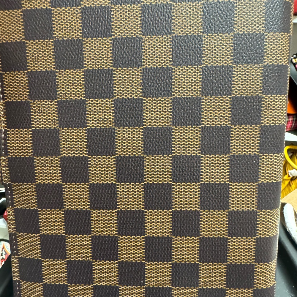 Checkered Planner - Picture 2 of 6